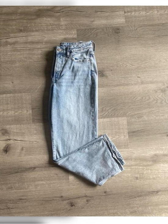 Old Navy Denim - Light Wash, High Waisted, Loose Fit Jeans ✨